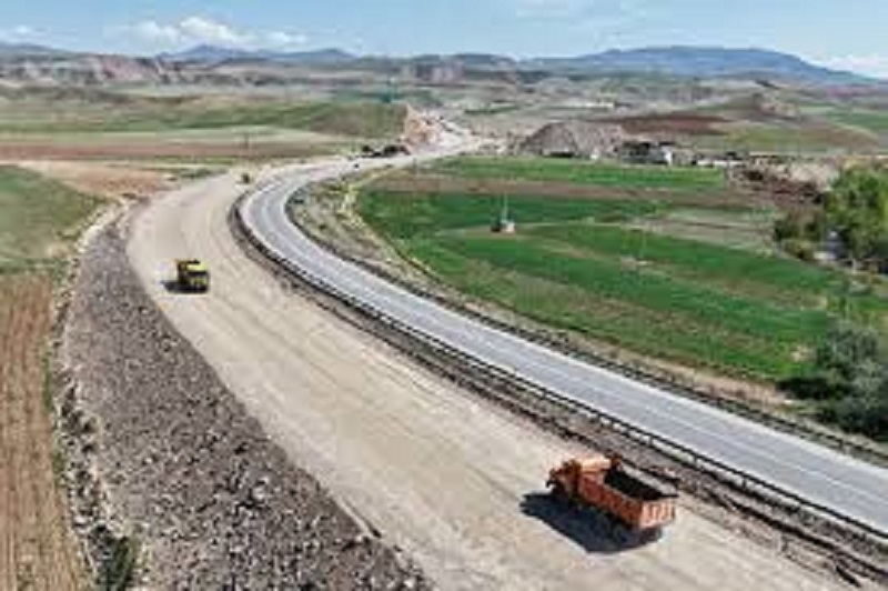 Ərdəbildə yol çəkilişi layihələri yarımçıq qalıb