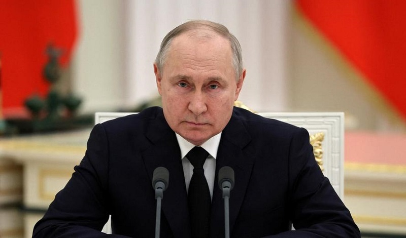 Putin Müctəba Xaməneini təbrik etdi
