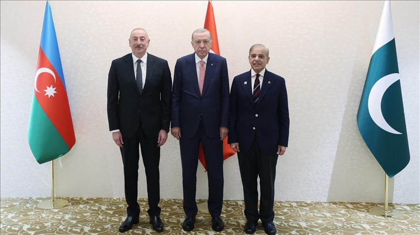 نشست سه جانبه روسای جمهور ترکیه، آذربایجان و پاکستان در آستانه