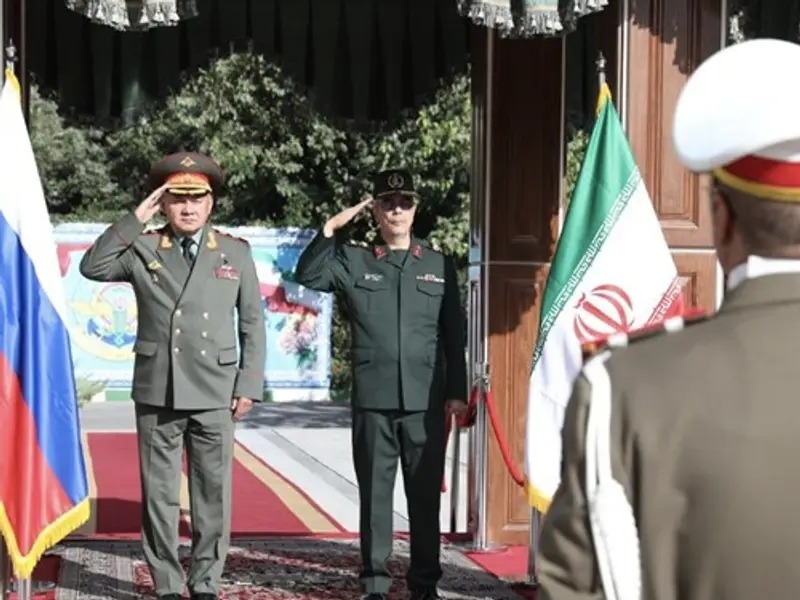 İran ilə Rusiya hərbi əlaqələrini gücləndirir