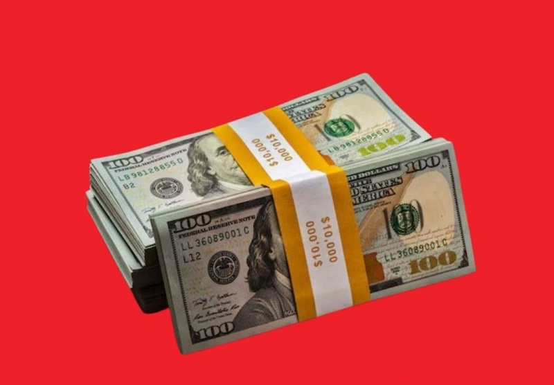 İran pulu dollar qarşısında dahada ucuzlaşdı