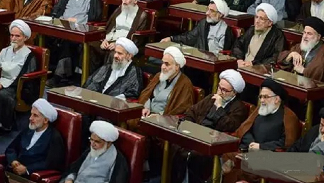 ایران: هنوز رهبری انتخاب نکرده‌ایم
