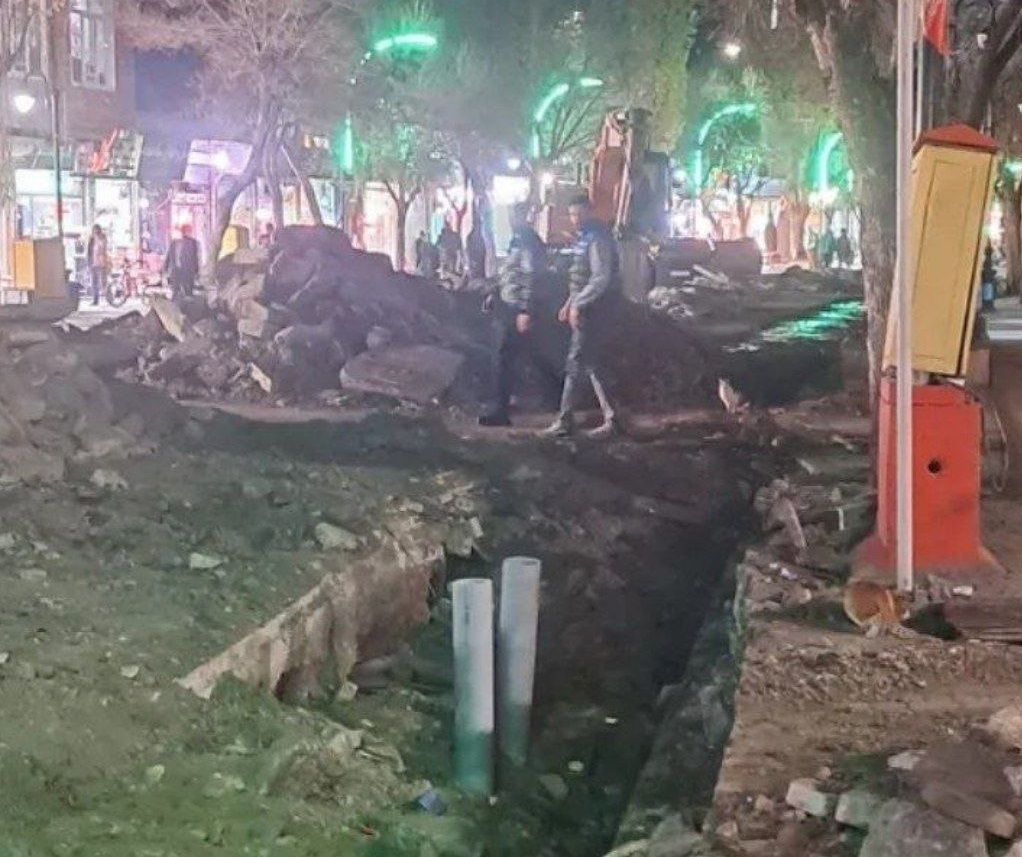 Şəhər planları, yoxsa qəsdən dağıtma? - Ərəbil Bələdiyyəsinin yeni qurbanı Alaqapı