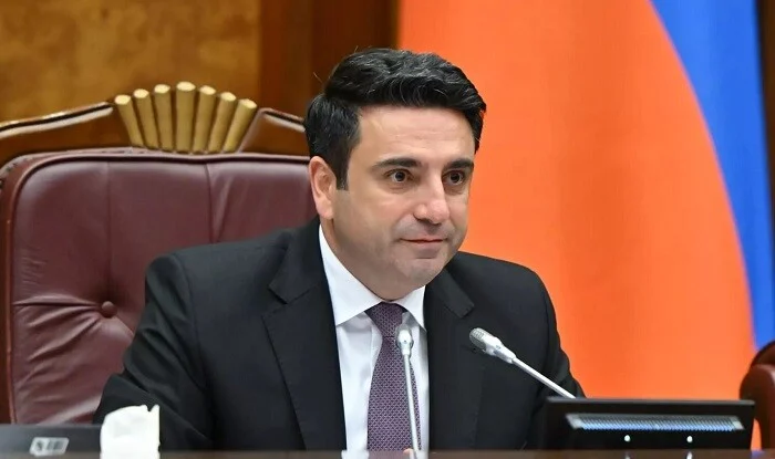 دیدار سفیر ایران با دبیر شورای امنیت ملی ارمنستان
