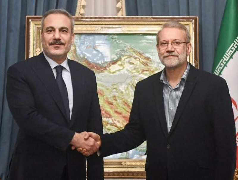 Laricani Fidana görə türkcə paylaşım etdi
