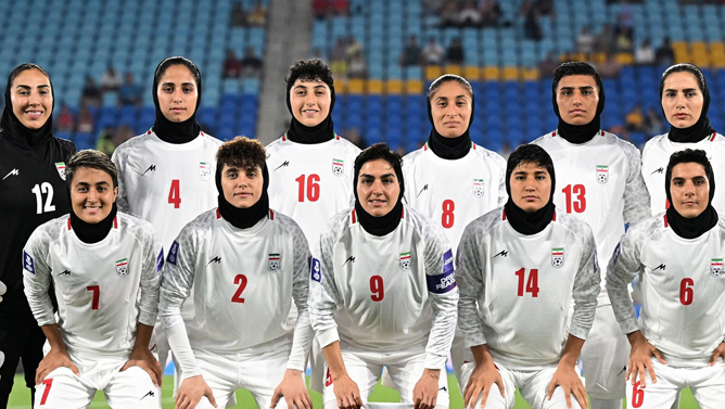İranın qadın futbolçuları sığınacaq istədi