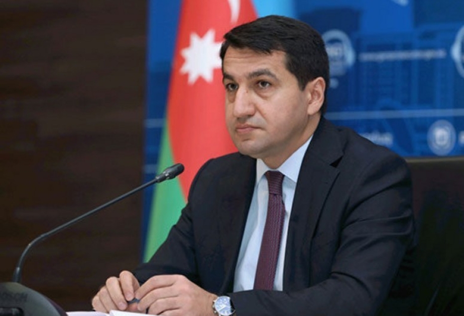 Hikmət Hacıyev: Qafqazın ən gözəl şəhərlərindən birinə çevrilən Laçın üç qardaş xalqın Zirvə toplantısına ev sahibliyi edir