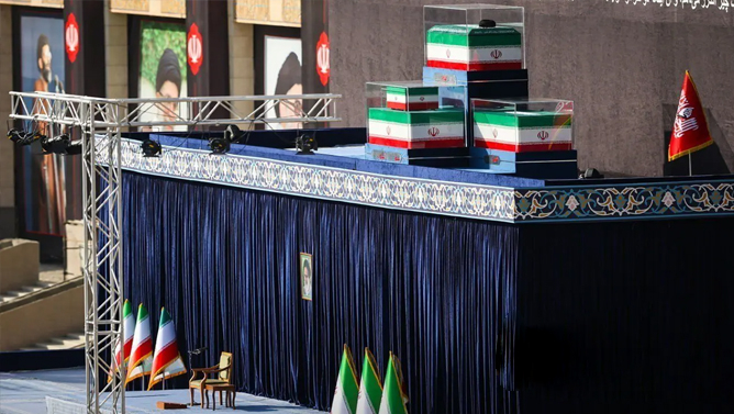 برنامه تشییع جسد خامنه‌ای در ایران ادامه دارد