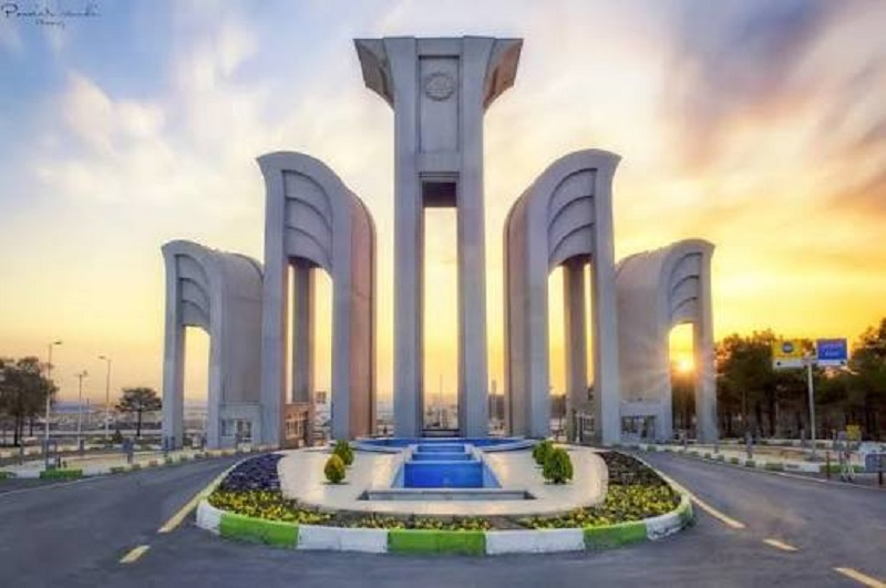 İranda daha otuz tələbə cəzalandırıldı