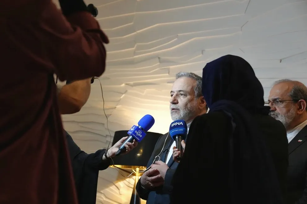 Əraqçi Amerika ilə danışıqların yalnız nüvə məsələsi ilə məhdudlaşdığını deyib