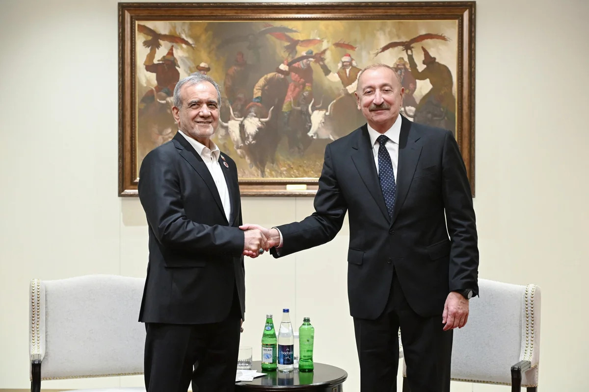 Prezident İlham Əliyev Məsud Pezeşkiana zəng edib
