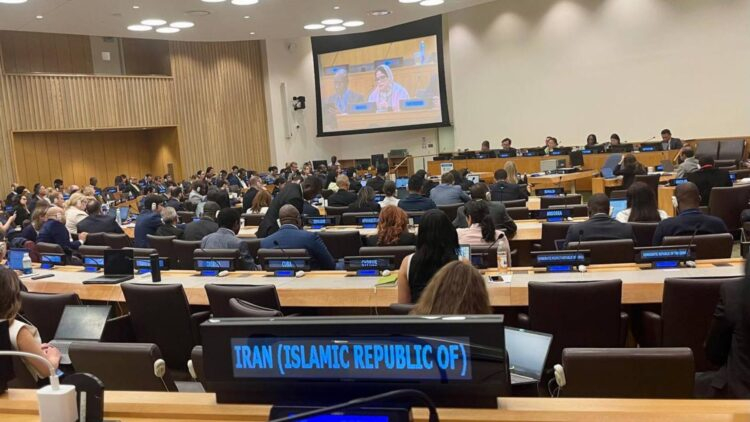 İranın BMT-dəki nümayəndəsi Amerika ilə dialoqa hazır olduqlarını və təzyiq göstəriləcəyi təqdirdə İranın özünü müdafiə edəcəyini bildirib