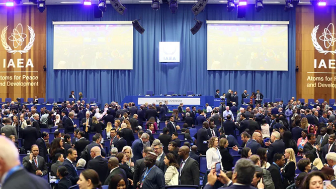 Atom Enerjisi Agentliyinin konfransı İransız başladı