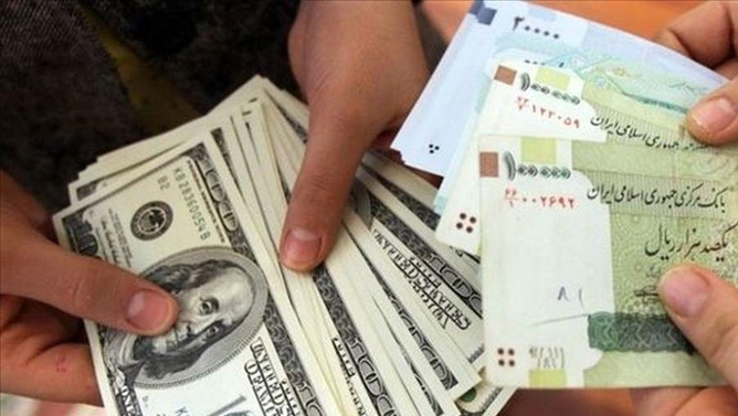 İranda dollar yenidən bahalaşmağa başladı