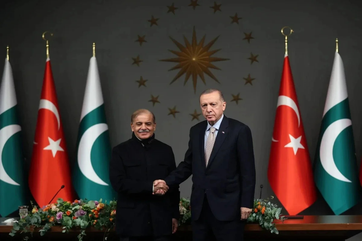 Şahbaz Şərif və Ərdoğan İranın hücumlarını müzakirə ediblər