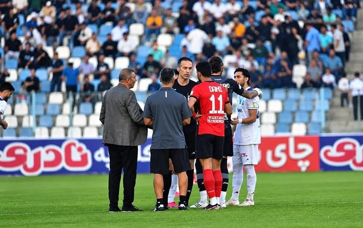 هواداران ملوان بر علیه تورک‌ها شعار نژادپرستانه سر دادند؛ فدراسیون فوتبال ایران بر علیه تراکتور آذربایجان حکم داد