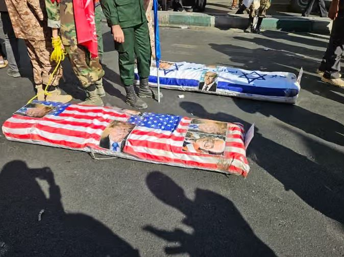 Coffins Depicting Trump and Netanyahu Displayed at Tehran Rally