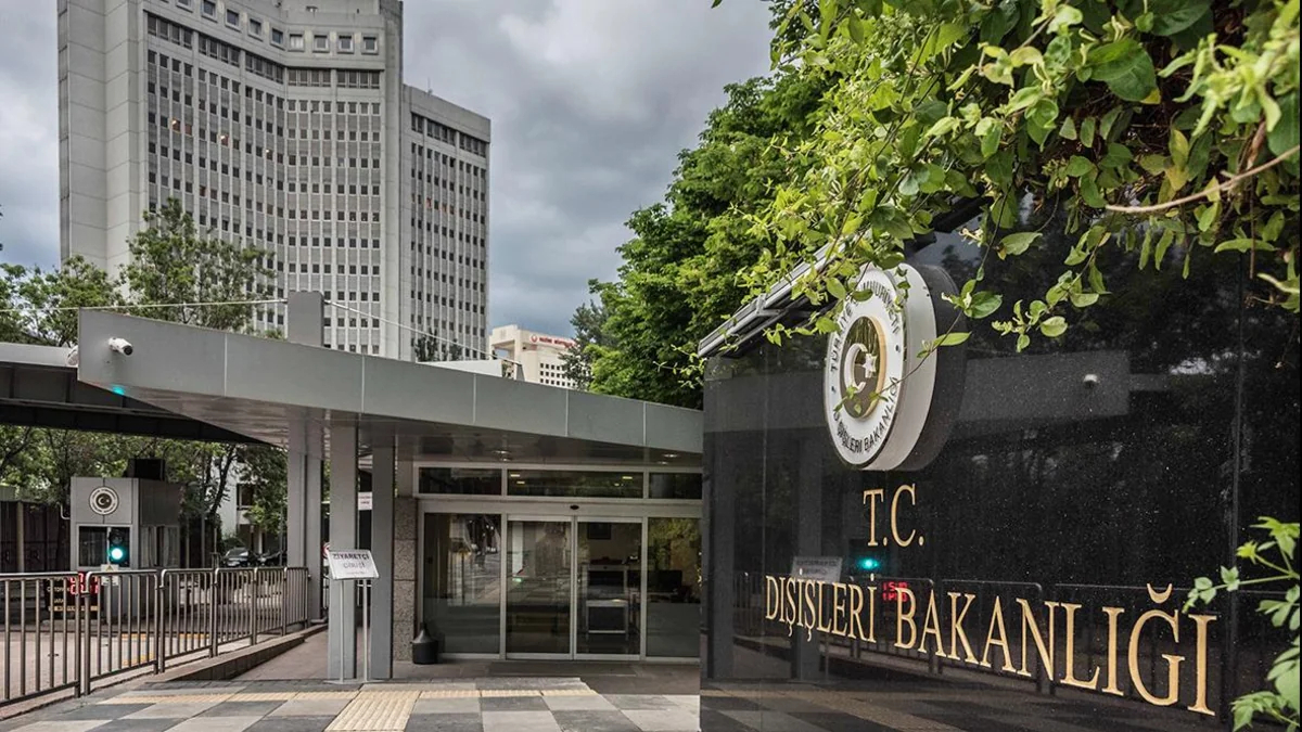 Türkiyə Yunanıstanı Qərbi Trakya türklərinin iradəsinə hörmət etməyə çağırıb