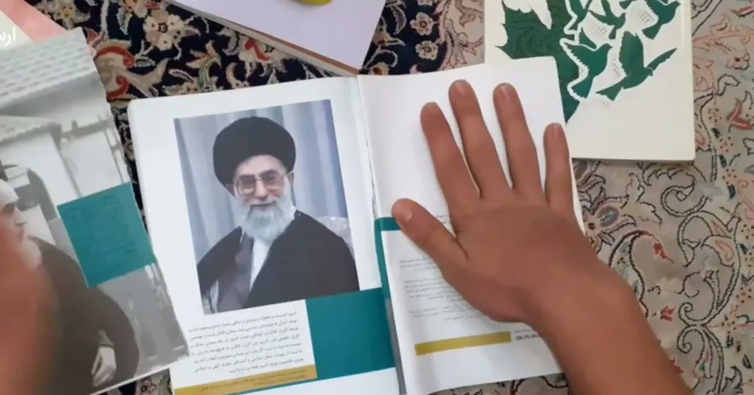 İranda kağız çatışmazlığı məktəb dərsliklərində dəyişiklikləri məhdudlaşdırıb