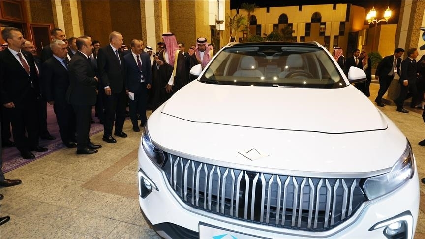 اردوغان به محمد بن سلمان خودروی «توگ» هدیه داد