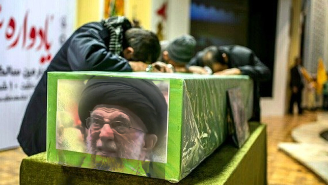 چرا ایران فاقد جایگزین سیاسی برای علی خامنه‌ای است؟