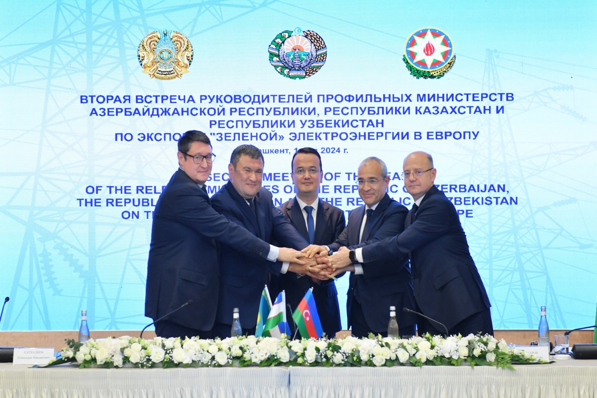 امضای تفاهم نامه یکپارچه سازی سیستم های انرژی بین آذربایجان، قزاقستان و ازبکستان