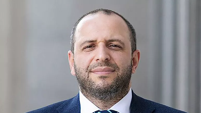 رستم عمروف از ترک‌تباران تاتار؛ وزیر دفاع جدید اوکراین