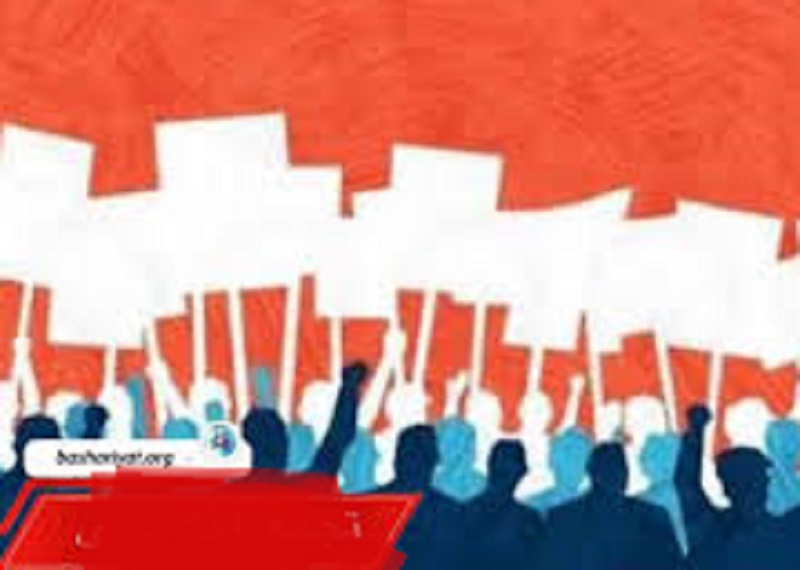 Qəzvinli təqaüdçülər etiraz aksiyası keçirdilər