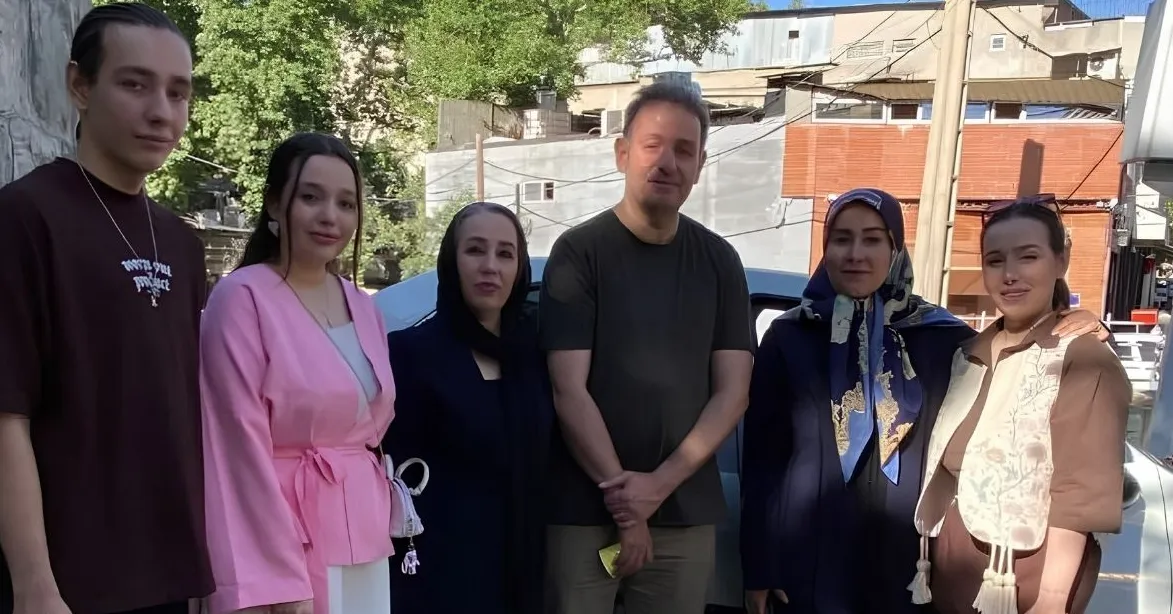 «محمدرضا فقیهی» وکیل تورک آذربایجانی پس از پذیرش اعاده دادرسی از زندان اوین آزاد شد