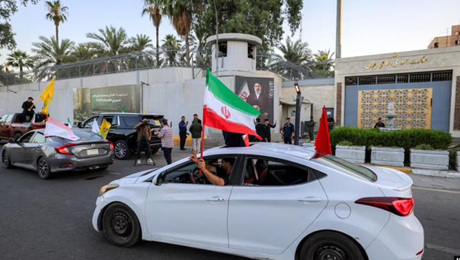 اکونومیست: گروه‌های نیابتی ایران در خاورمیانه از تهران فاصله می‌گیرند