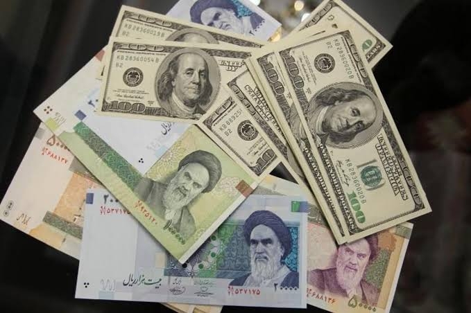قیمت دلار به بیش از ۱۰۸ هزار تومان رسید