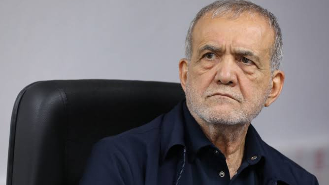 Pezeşkian: “Bütün həqiqətləri demək mümkün deyil”