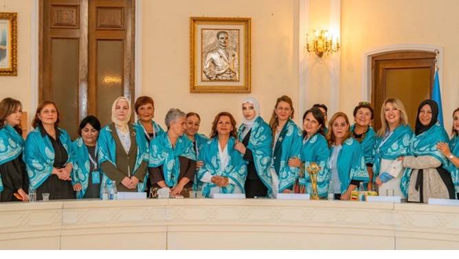 Türk dünyasının qadın şairləri Azərbaycanın paytaxtı Bakıda bir araya gəlib (Foto)