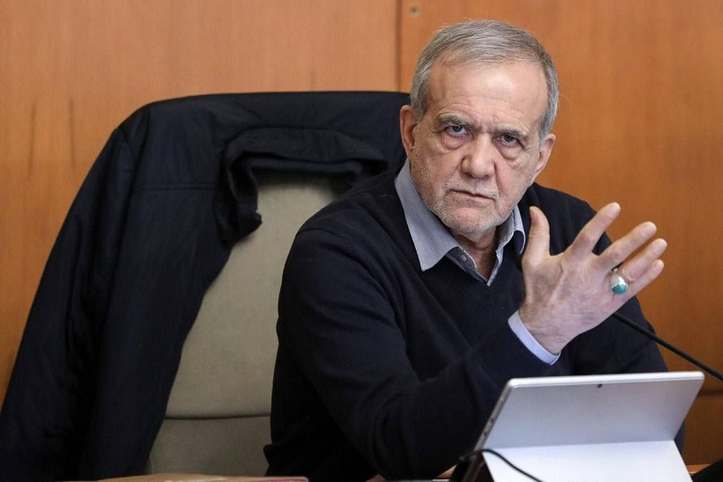 Güc tətbiq etmək problemin həlli deyil - Pezeşkian