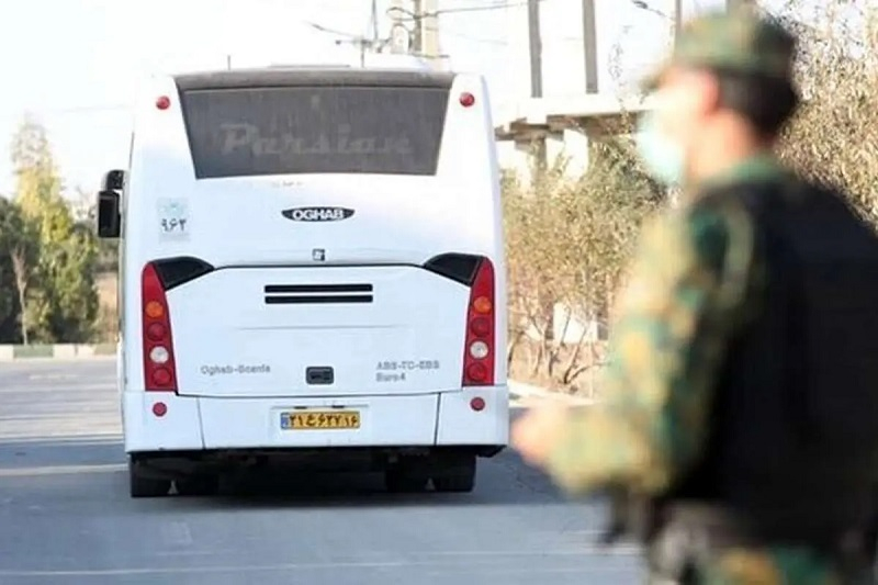 İranda avtobusa silahlı hücum edilib