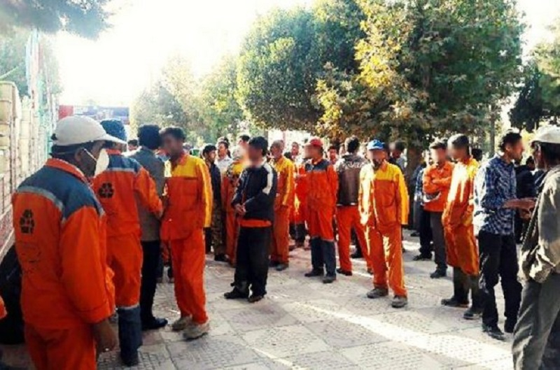 Zəncanlı işçilər etiraz aksiyası keçiriblər