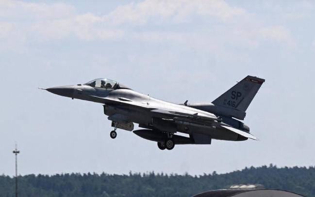 "Dəniz üzərində nəzarət üçün F-16-lara ehtiyacımız var"-Prezident
