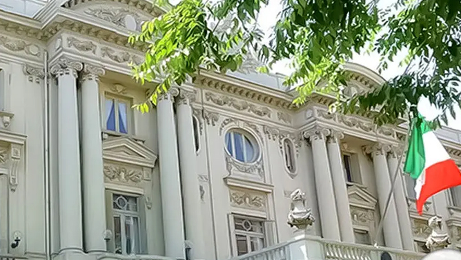 Diplomatik gərginlik fonunda İtaliya səfirliyinin Tehrandakı konsulluq şöbəsi bağlandı