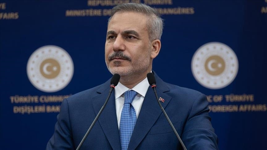 هاکان فیدان درباره توقف جنگ با مقامات ایران گفت‌وگو کرد
