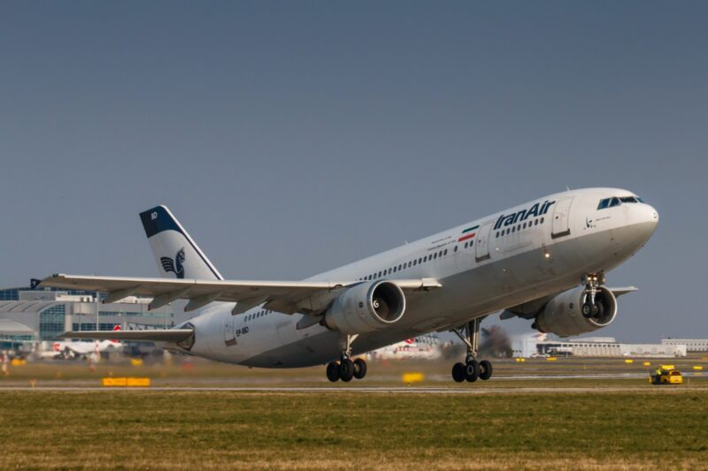 İran aviaşirkətlərinin Azərbaycana uçuşu bu gündən dayandırılır