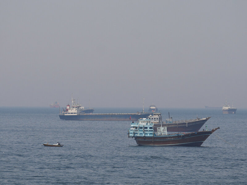 ABŞ Oman körfəzində İran tankerinin istiqamətini dəyişdirib — CENTCOM
