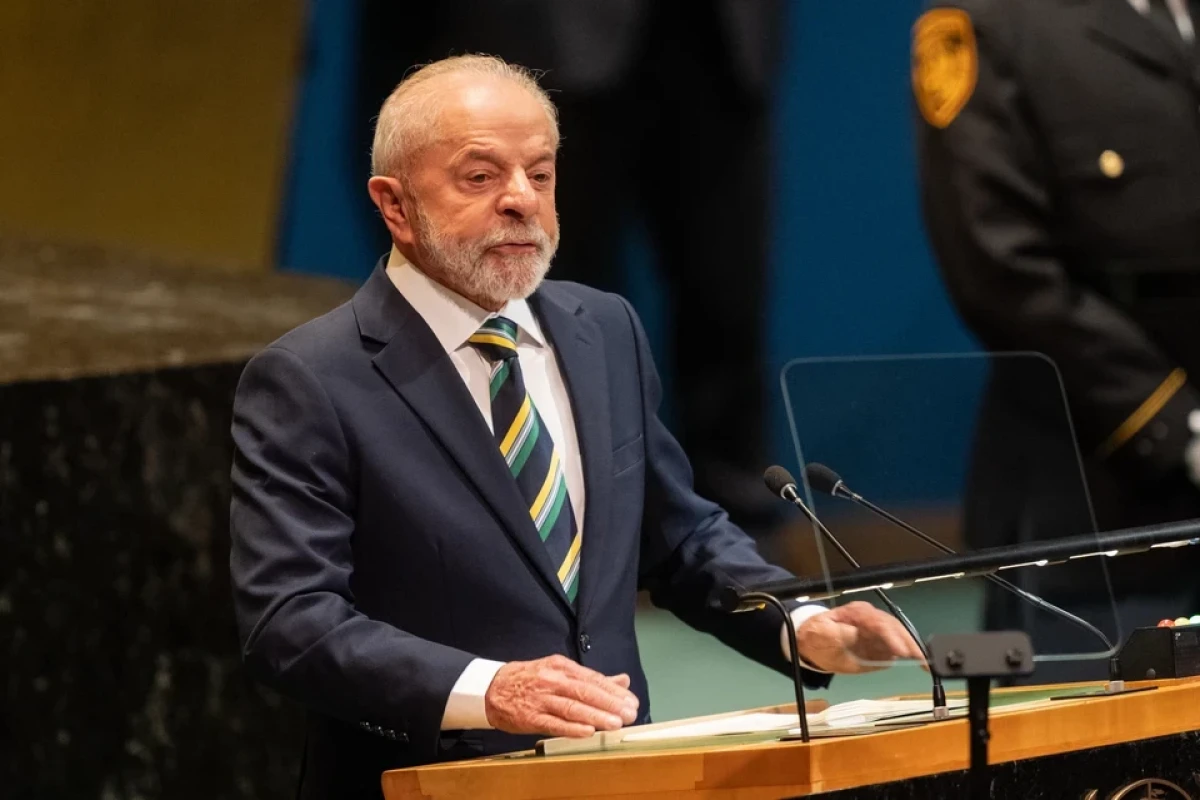 Lula da Silva Ukrayna münaqişəsinin həlli ilə bağlı Tramp ilə danışıqlar aparacaq