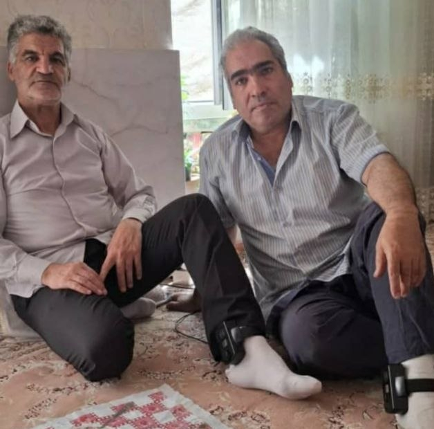 مرخصی یک روزه برای دو فعال تورک آذربایجانی با پابند الکترونیکی