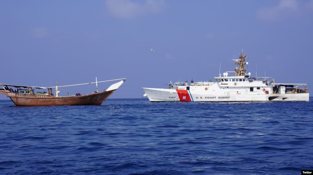 ABŞ İranın kəşfiyyat gəmisinə kiber həmlə edib