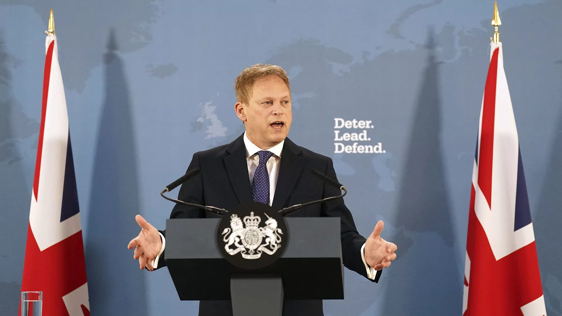 وزیر دفاع بریتانیا: احتمال جنگ‌ با ایران وجود دارد