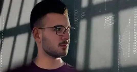 Ərdəbildə Azərbaycanlı tələbə Ehsan Fəridinin ölüm hökmünə etiraz olaraq qraffiti çəkilib