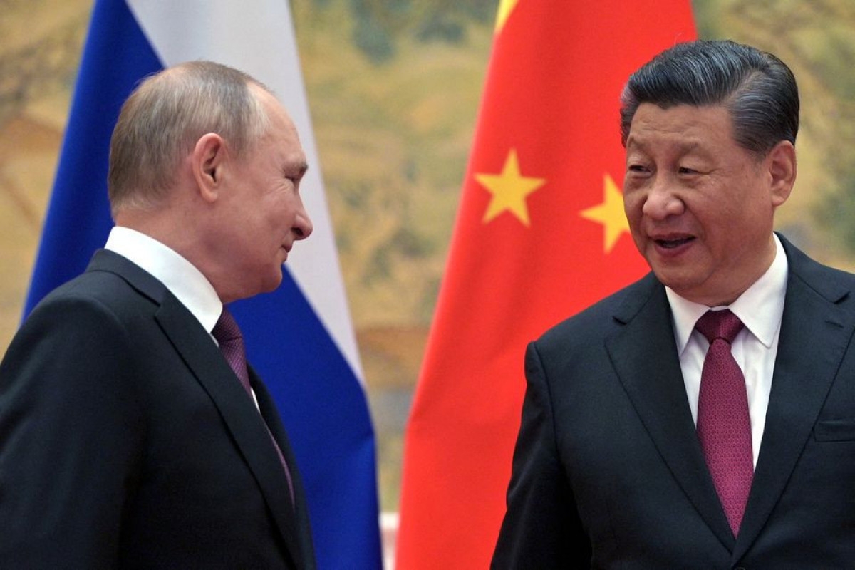 Putin Amerika ilə təmaslar barədə Si Cinpini məlumatlandırıb