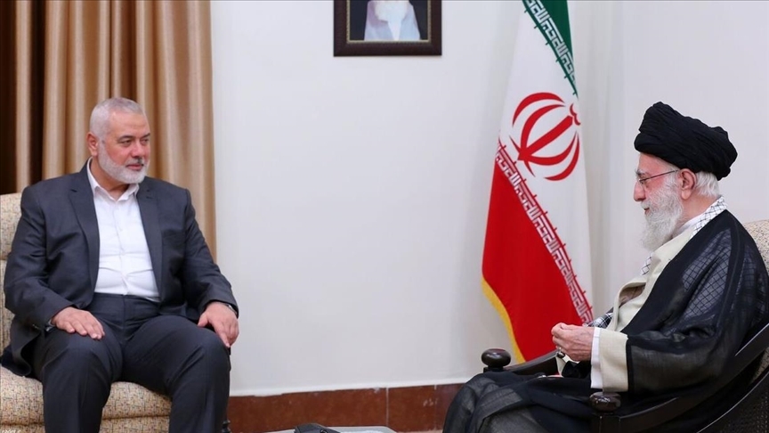 اسماعیل هنیه در تهران با خامنه‌ای دیدار کرد