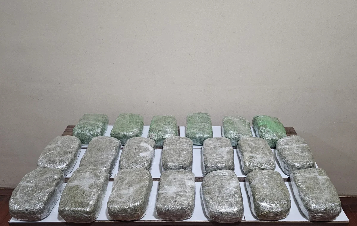 İrandan Azərbaycana 21 kq narkotikin keçirilməsinin qarşısı alınıb