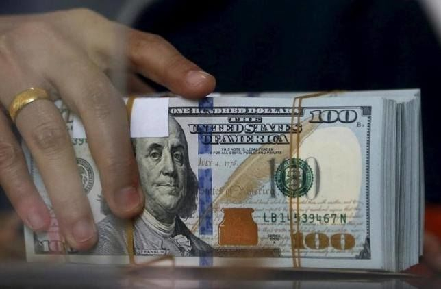 قیمت دلار از ۱۳۲ هزار تومان فراتر رفت